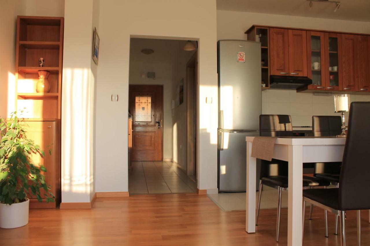 Apartman Nives Apartment Трогир Екстериор снимка